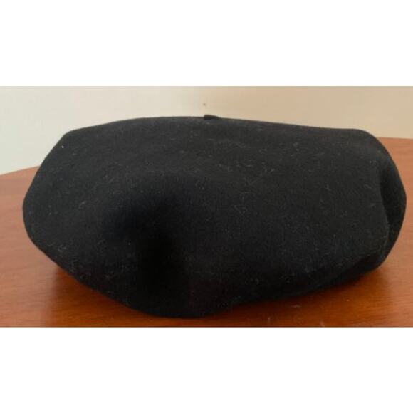 Beret - Picture 5 of 5